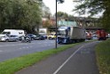 LKW blieb unter Bruecke haengen Koeln Ehrenfeld Innere Kanalstr Hornstr P501